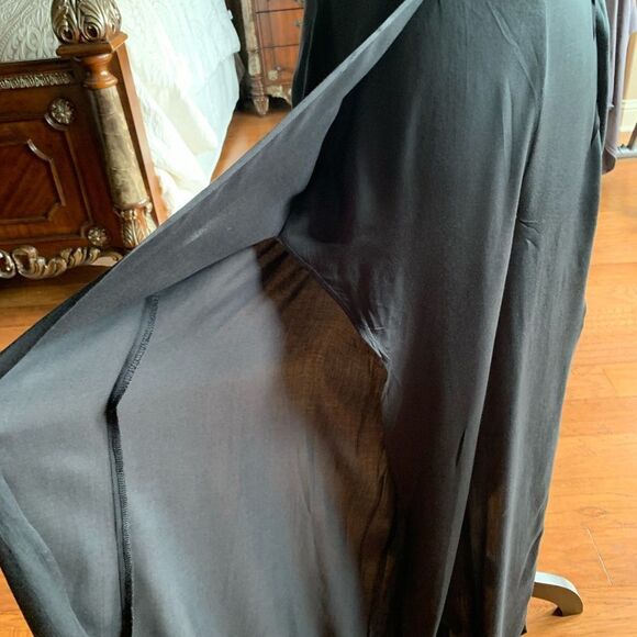Black Side Slit Wide Leg Cut Out Pants - Picture 4 of 11